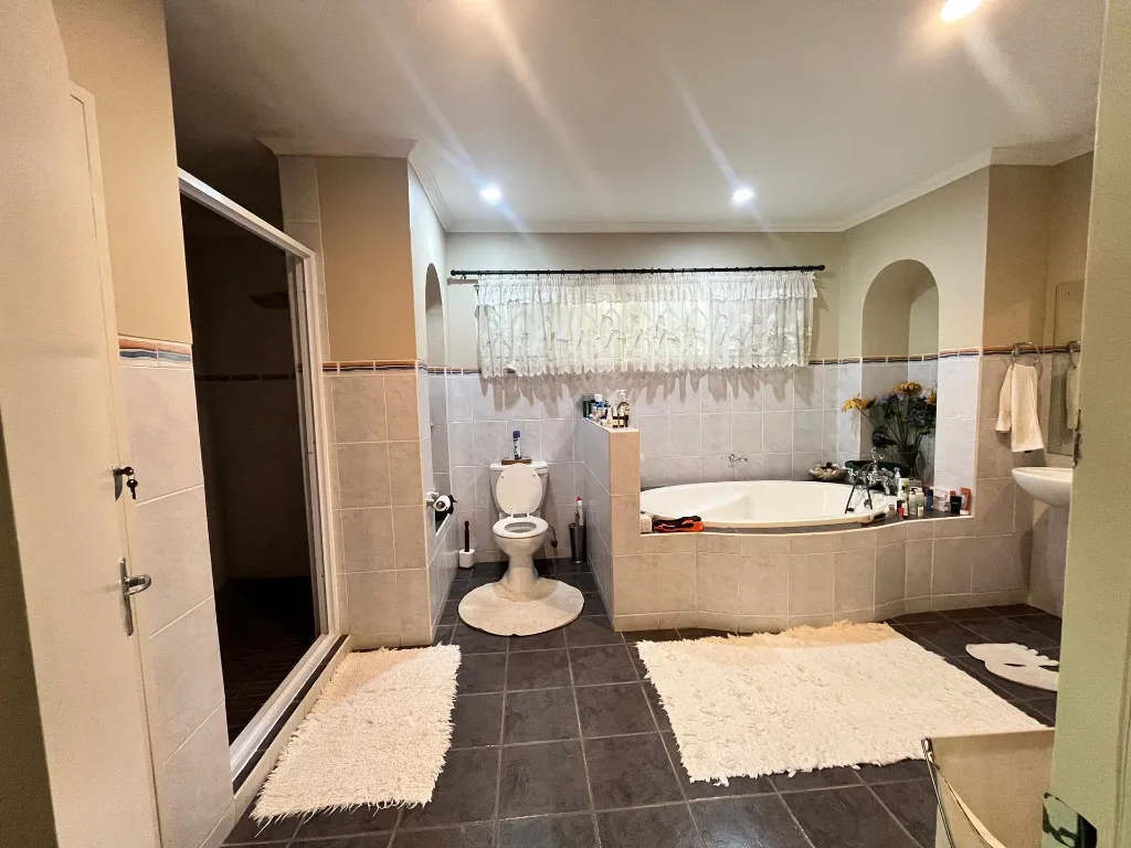 CHG-HSE-001 (2).webp